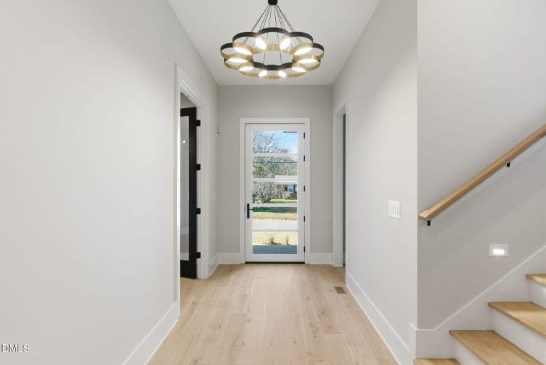 403 Carolyn Court-17