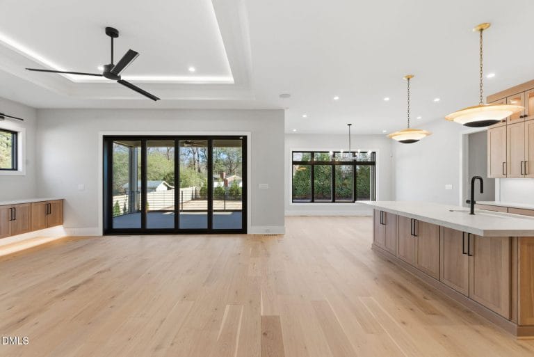 403 Carolyn Court-28